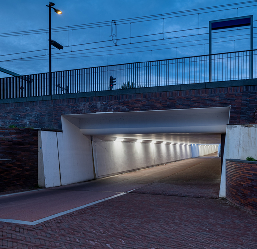 Lightronics VENTEGO armaturen in de fietstunnel bij het station in Assen Lightronics VENTEGO armaturen in de fietstunnel bij het station in Assen